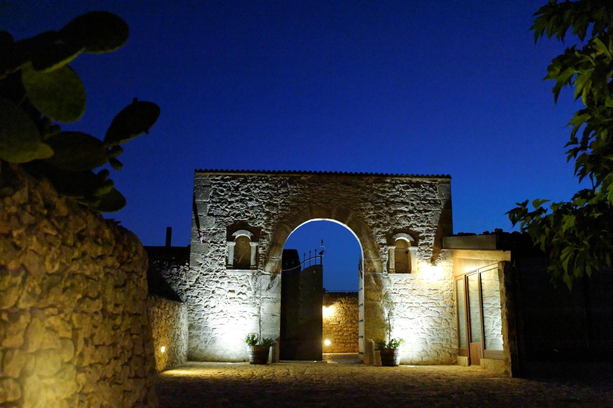 Mastro Vanni - Urban Masseria Ragusa Eksteriør billede