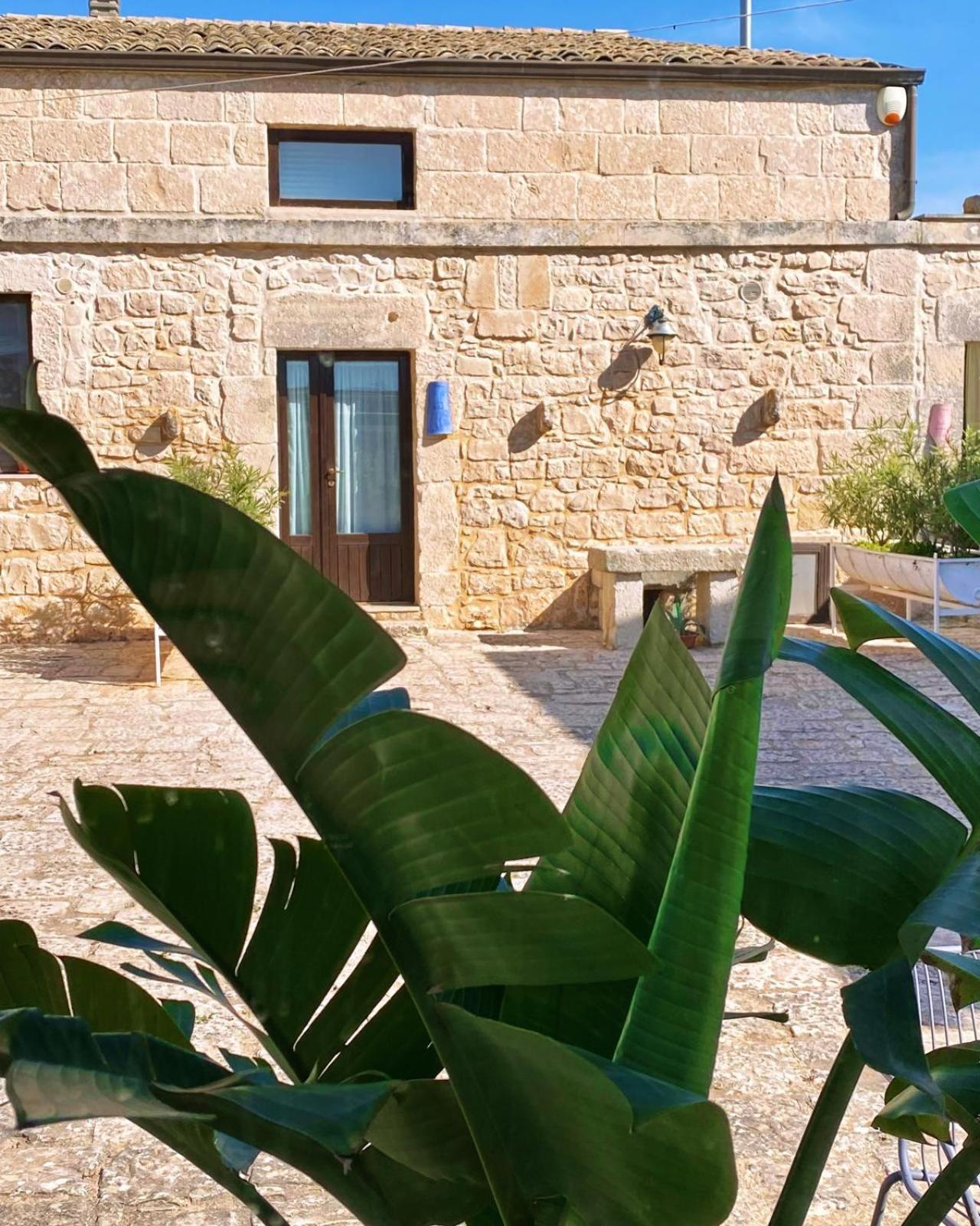 Mastro Vanni - Urban Masseria Ragusa Eksteriør billede